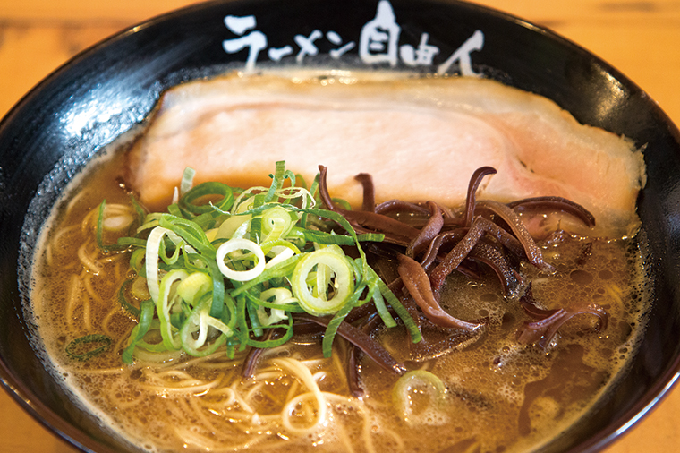 黒い博多ラーメン